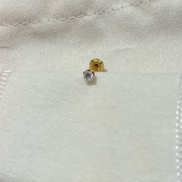 14k gold stud 3mm locking back nose earring pierced ear!! - Picture 3 of 5